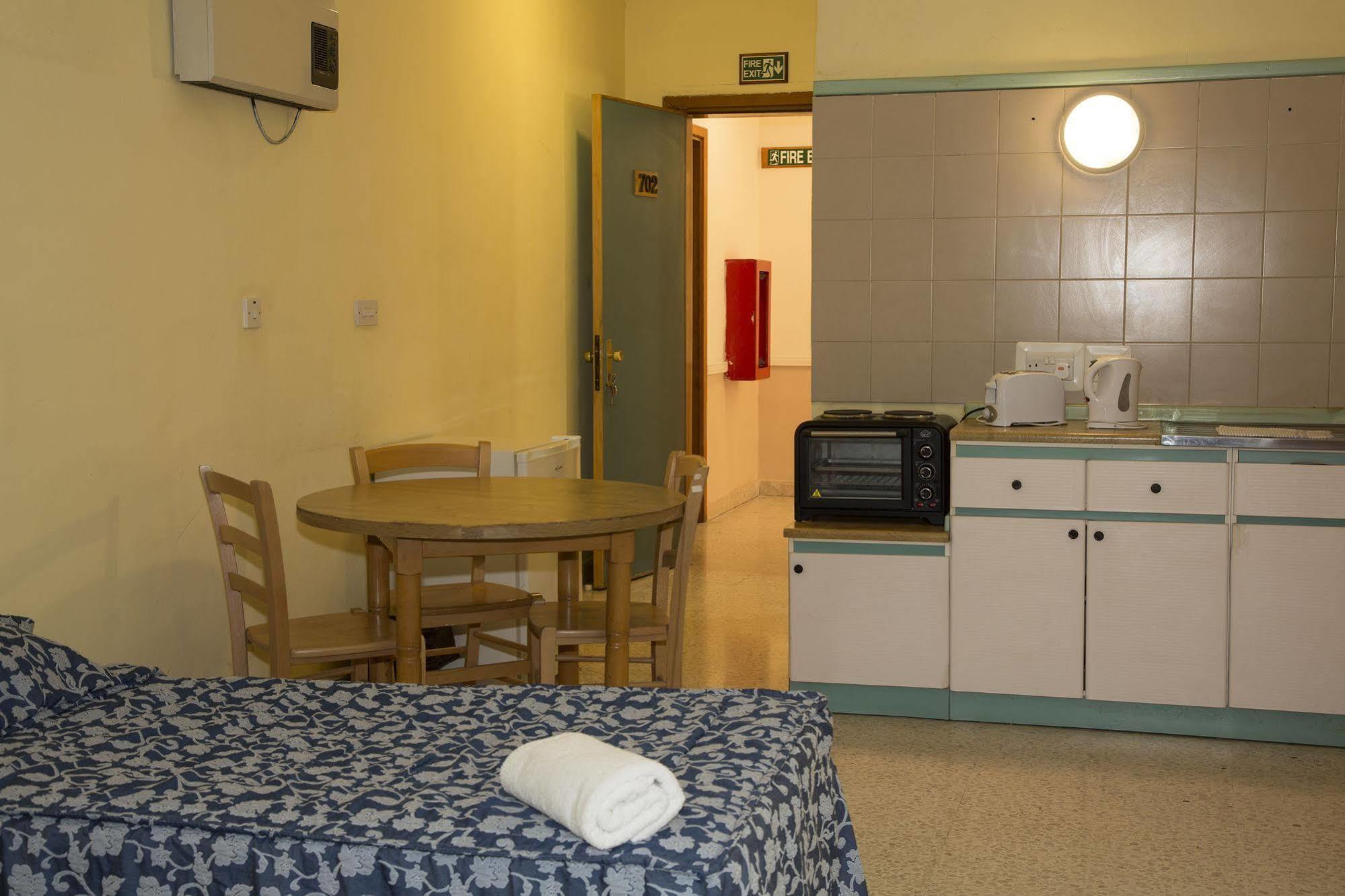 Burlington Apartments San Ġiljan Kültér fotó